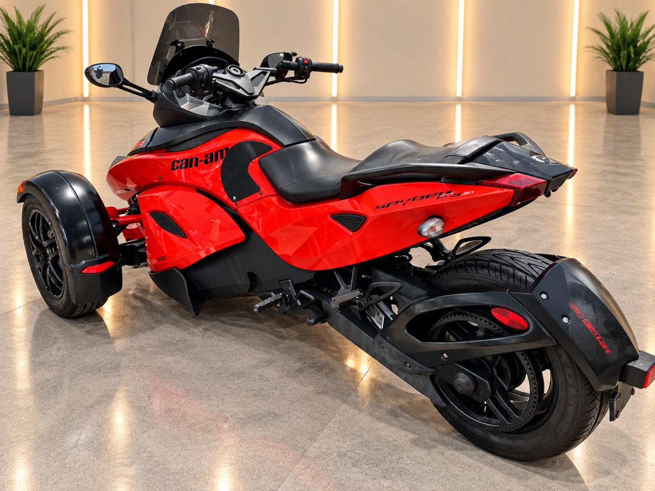 Can-Am Spyder RSS  2012
