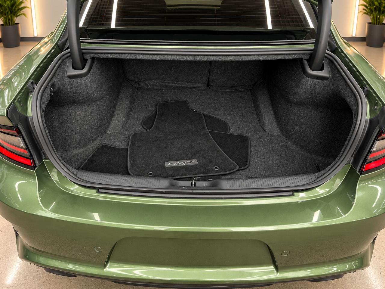 Dodge Charger SRT Hellcat 2022