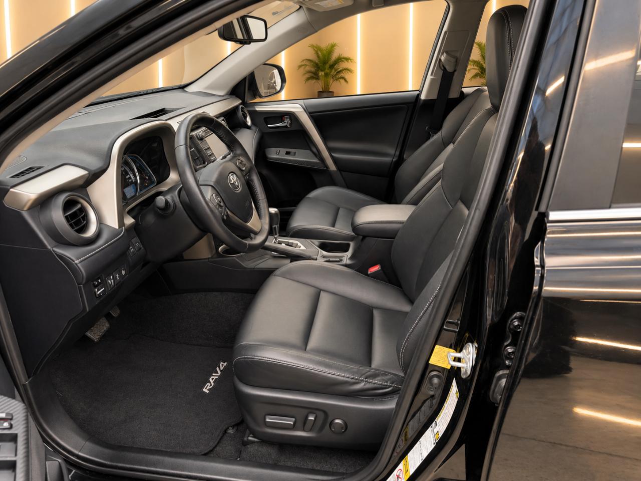 Toyota RAV4 Limited AWD 2013