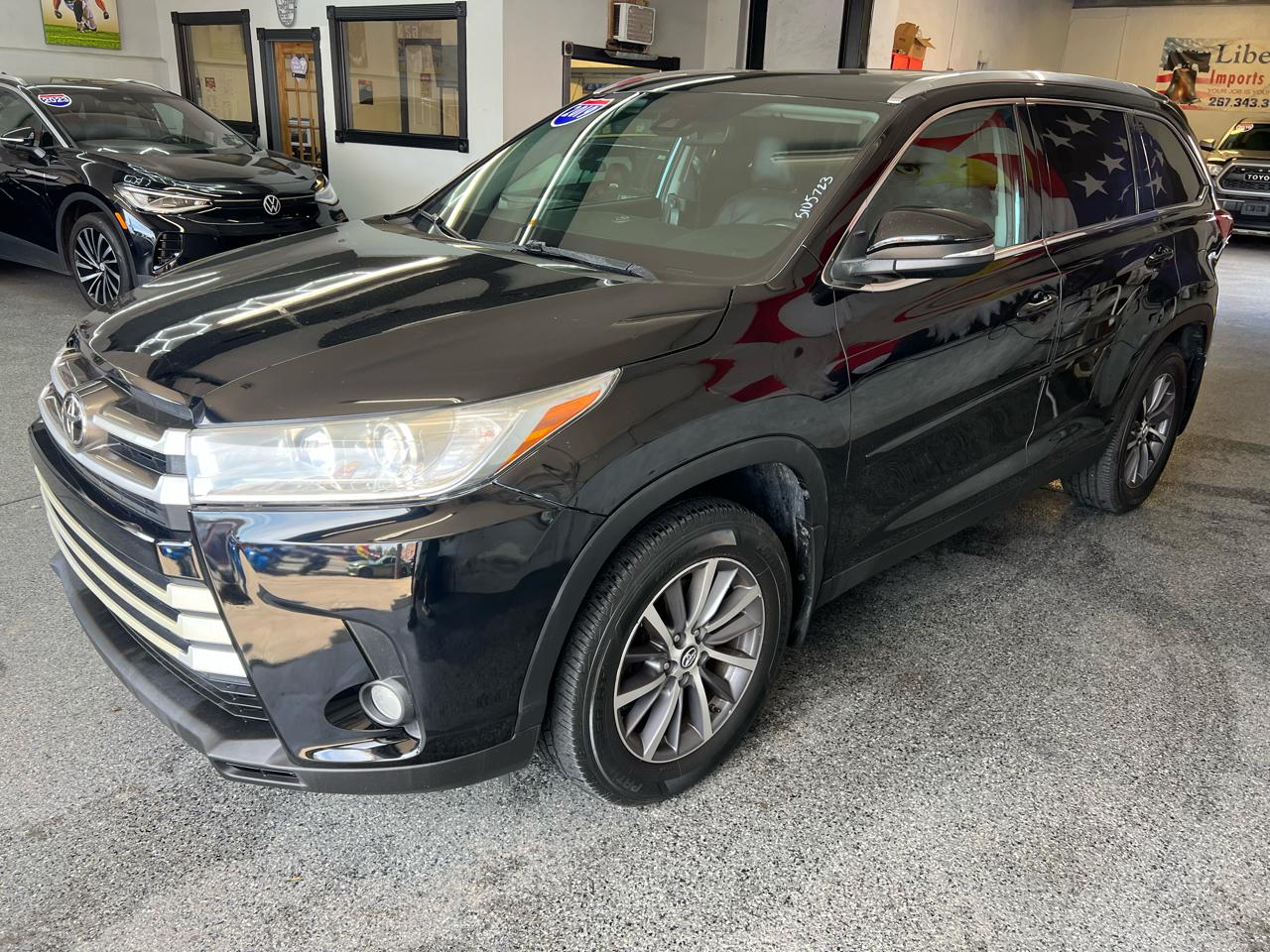 Toyota Highlander XLE AWD V6 2019