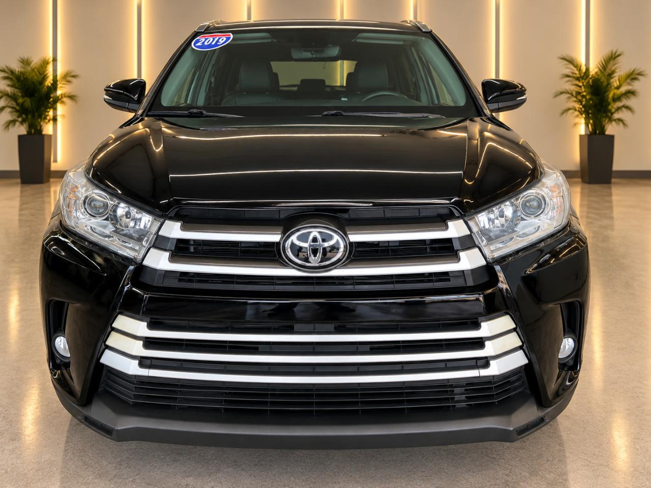 Toyota Highlander XLE AWD V6 2019