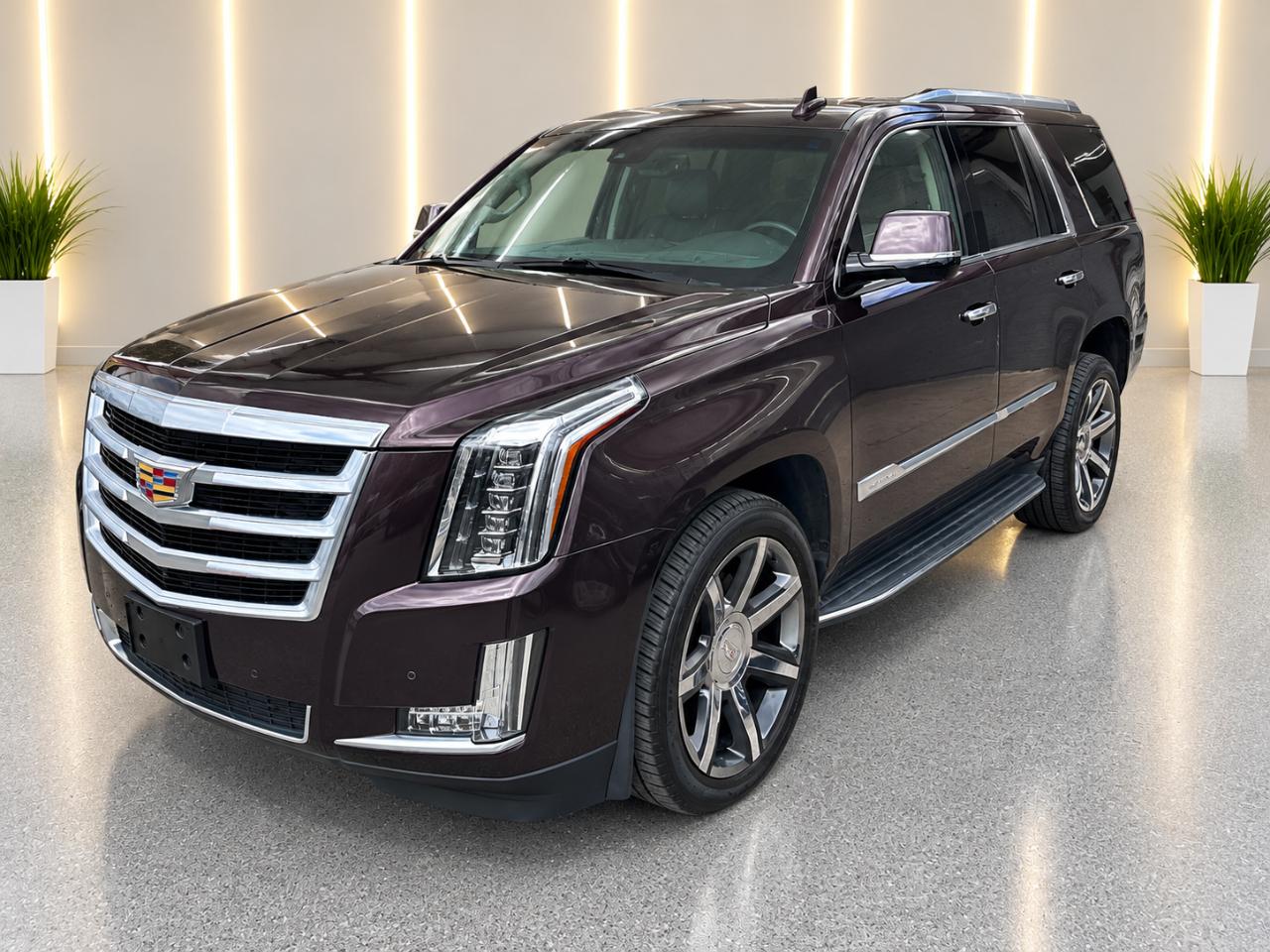 Cadillac Escalade Luxury 4WD 2016