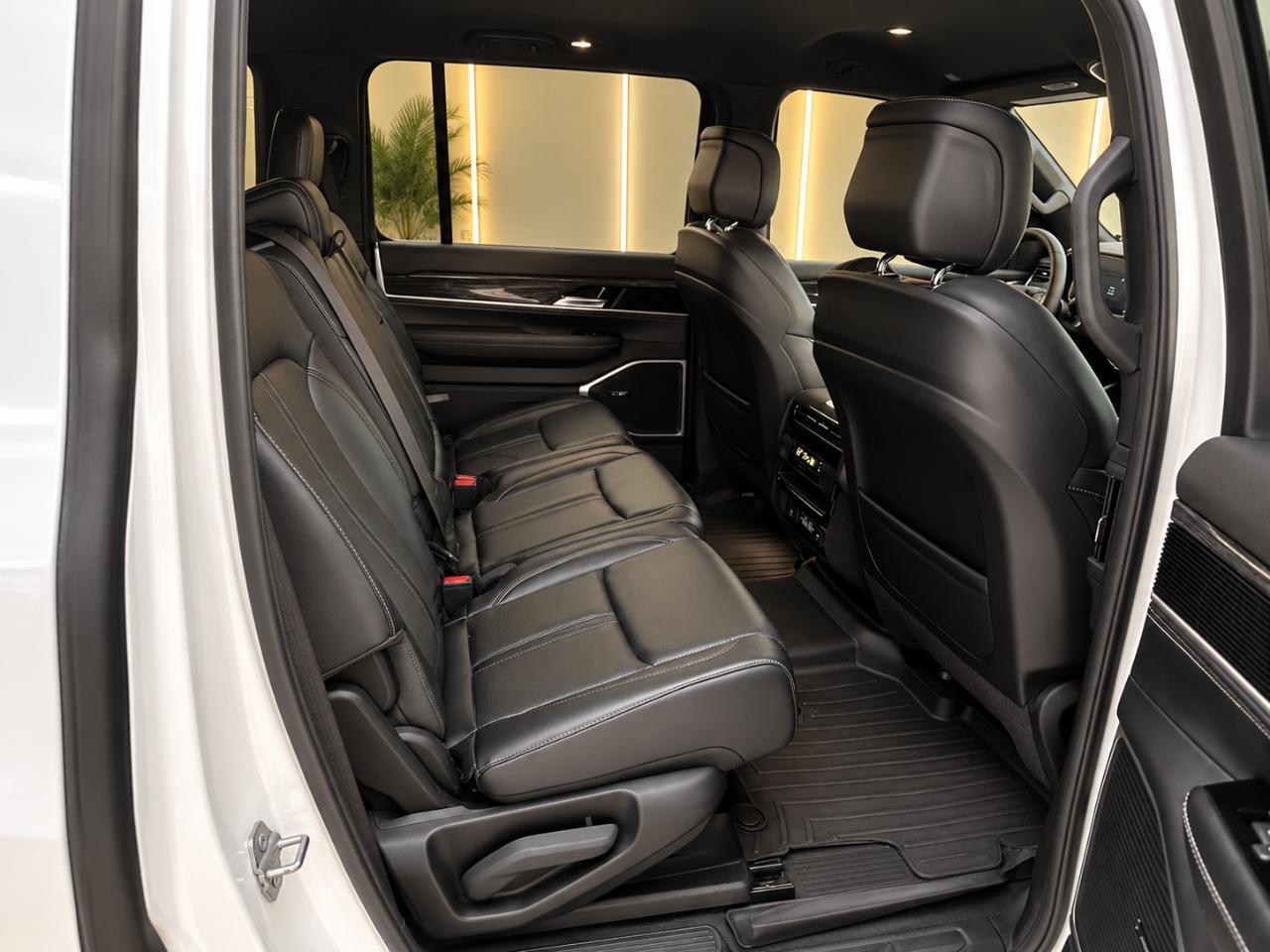 Jeep Wagoneer Series II 4WD 2022