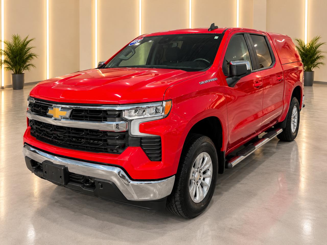 Chevrolet Silverado 1500 LT Crew Cab 4WD 2023