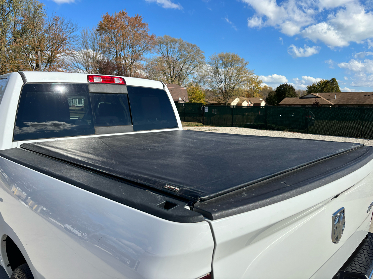 RAM 1500 Big Horn 4x4 Crew Cab 5'7" Box 2017 RAM 1500 Big Horn 4x4 Crew Cab 5'7" Box 2017