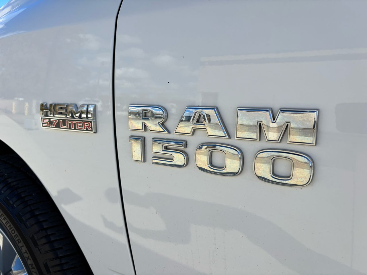 RAM 1500 Big Horn 4x4 Crew Cab 5'7" Box 2017 RAM 1500 Big Horn 4x4 Crew Cab 5'7" Box 2017