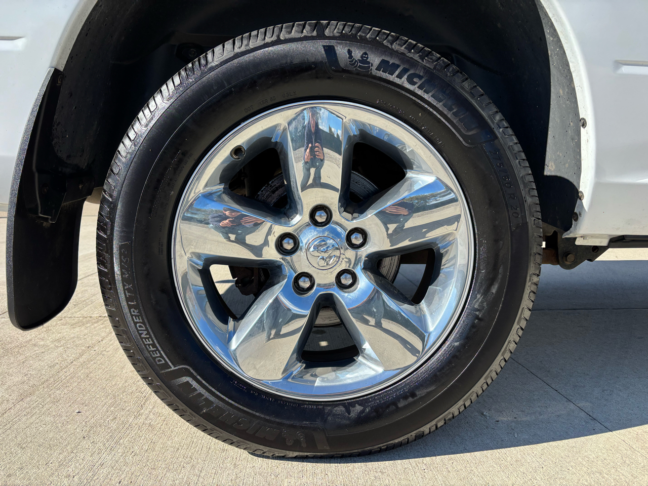 RAM 1500 Big Horn 4x4 Crew Cab 5'7" Box 2017 RAM 1500 Big Horn 4x4 Crew Cab 5'7" Box 2017