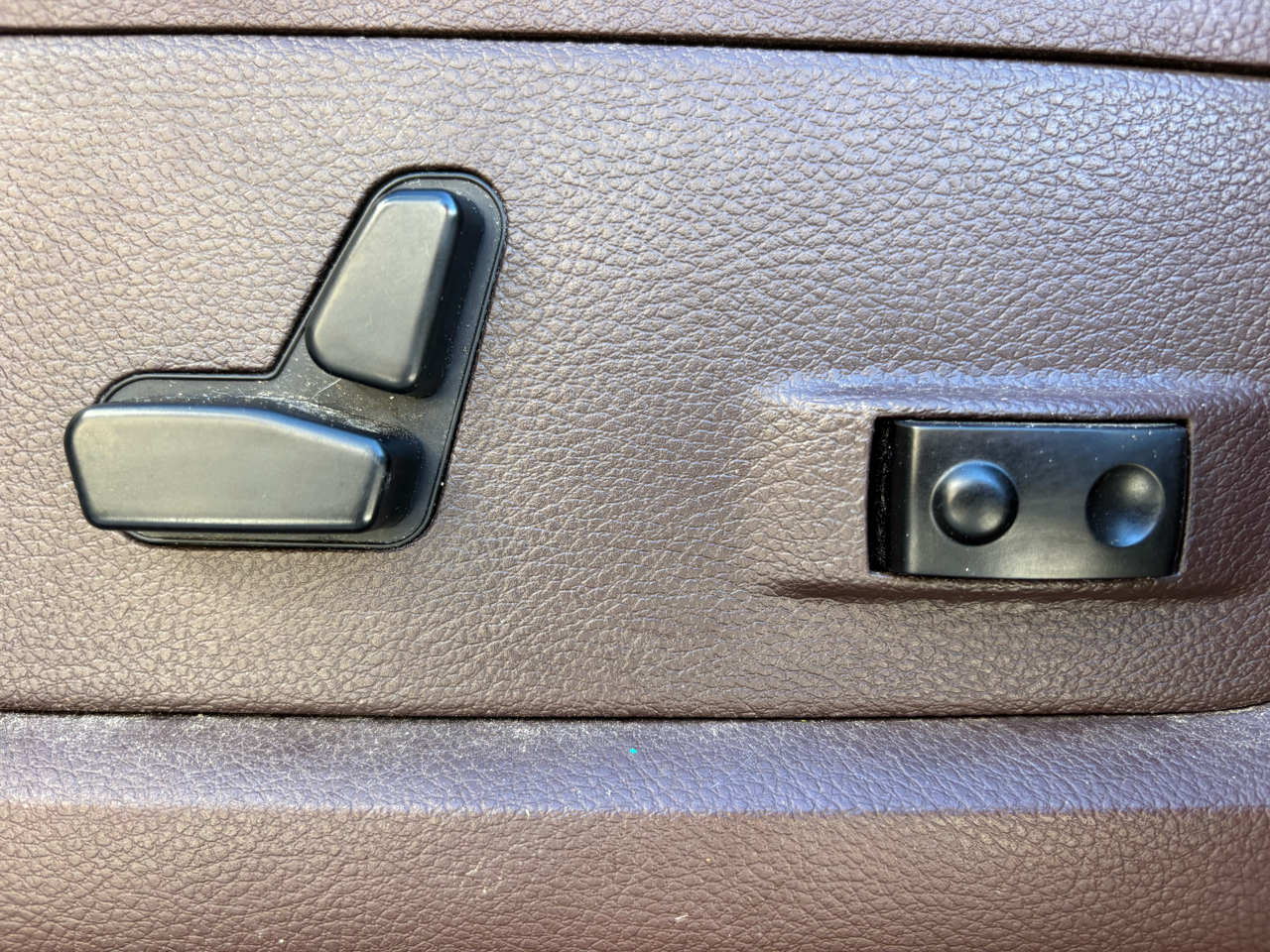 RAM 1500 Big Horn 4x4 Crew Cab 5'7" Box 2017 RAM 1500 Big Horn 4x4 Crew Cab 5'7" Box 2017