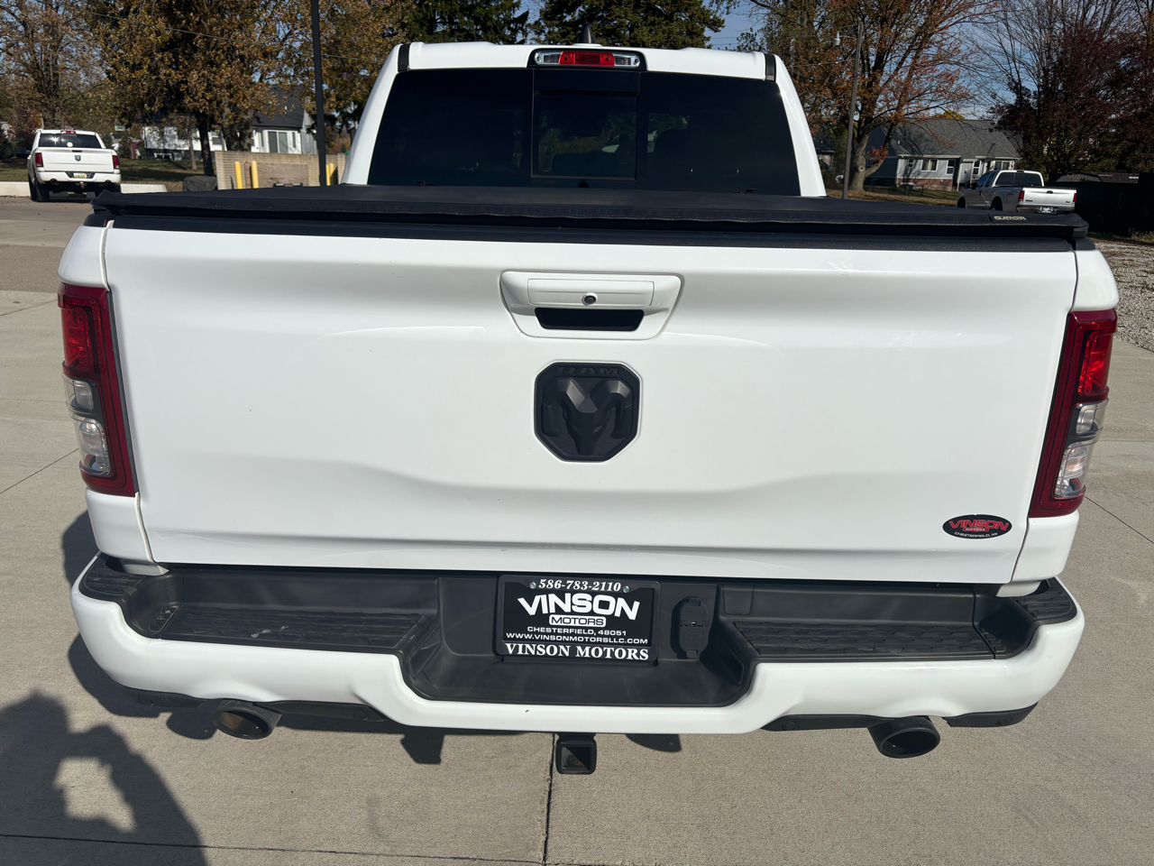 RAM 1500 Big Horn 4x4 Crew Cab 5'7" Box 2020 RAM 1500 Big Horn 4x4 Crew Cab 5'7" Box 2020