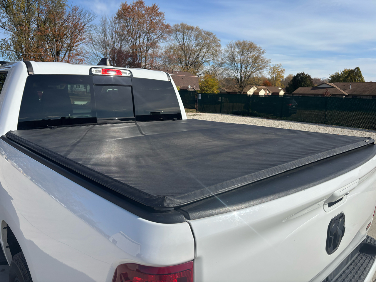 RAM 1500 Big Horn 4x4 Crew Cab 5'7" Box 2020 RAM 1500 Big Horn 4x4 Crew Cab 5'7" Box 2020