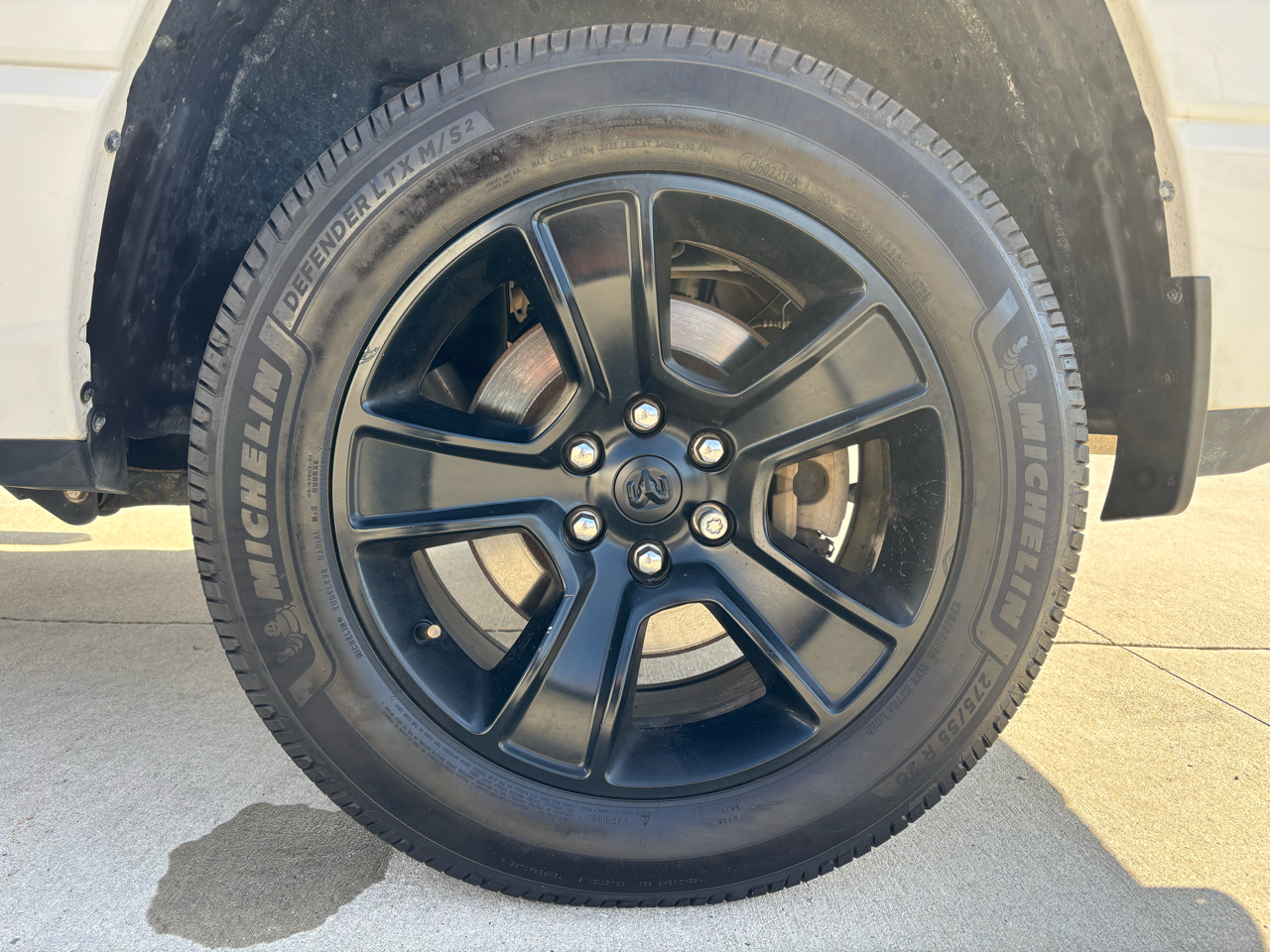 RAM 1500 Big Horn 4x4 Crew Cab 5'7" Box 2020 RAM 1500 Big Horn 4x4 Crew Cab 5'7" Box 2020