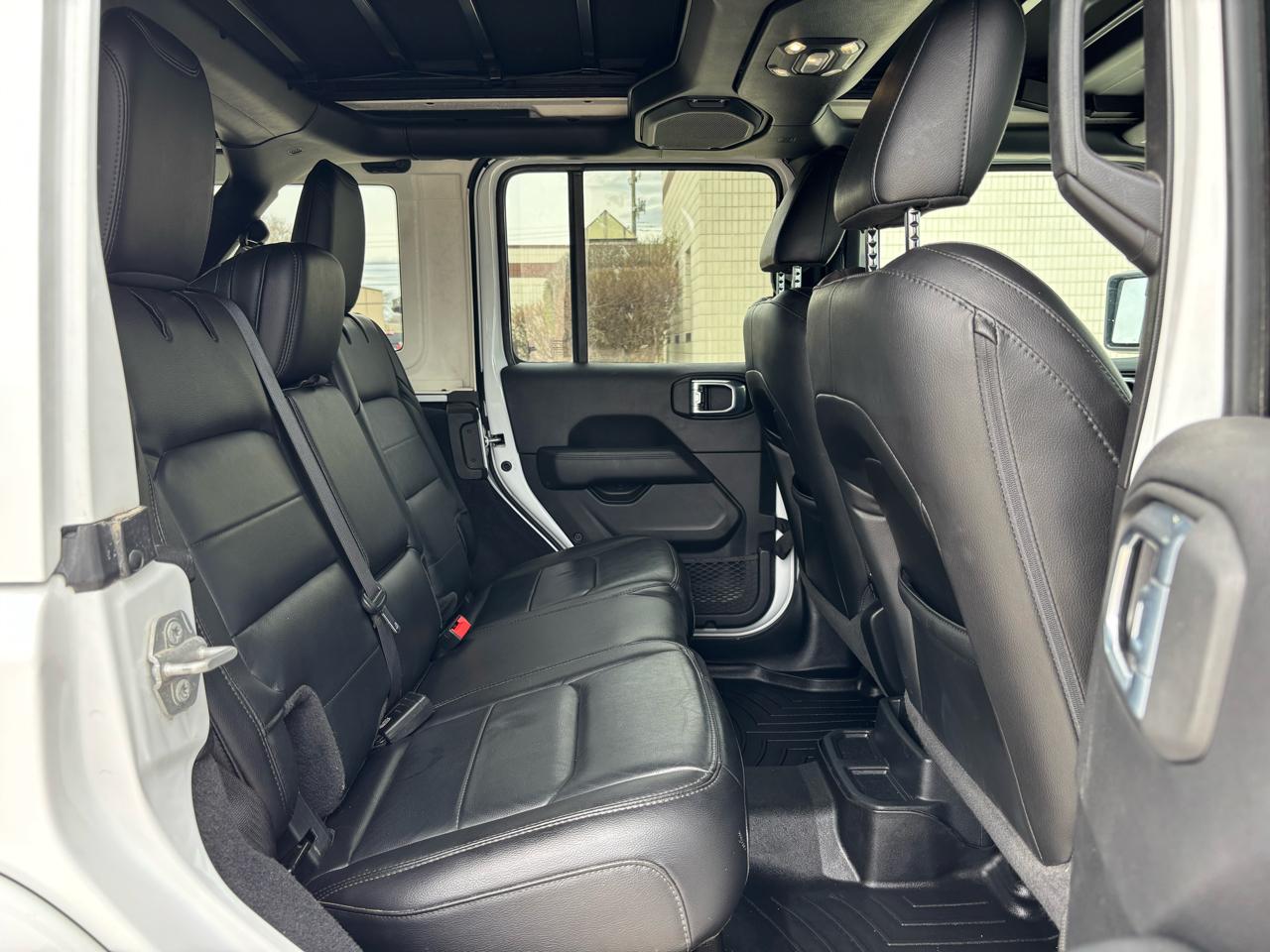 Jeep Wrangler Unlimited Sahara Altitude 4x4 2021