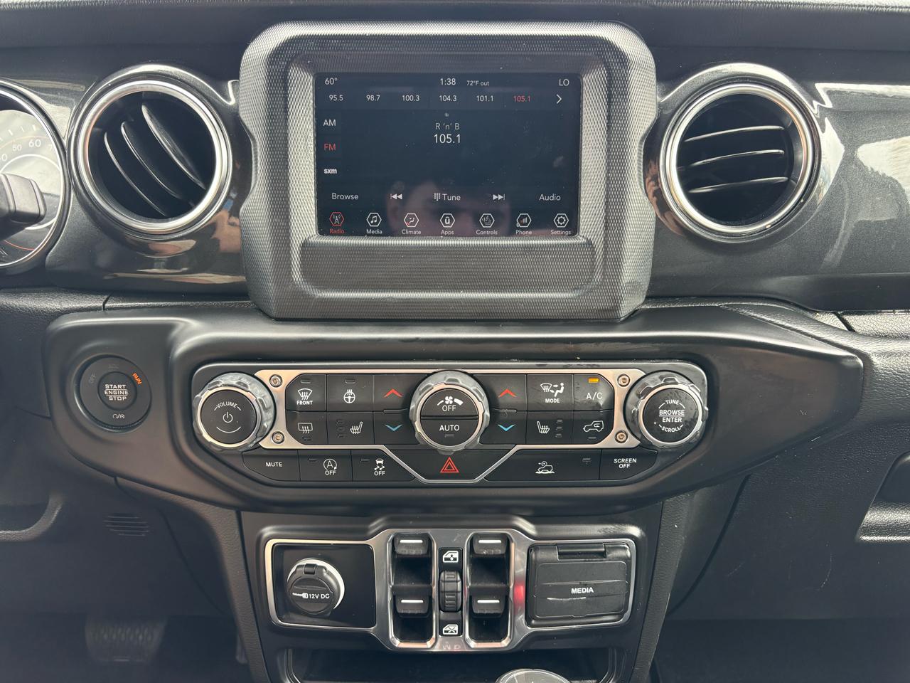 Jeep Wrangler Unlimited Sahara Altitude 4x4 2021