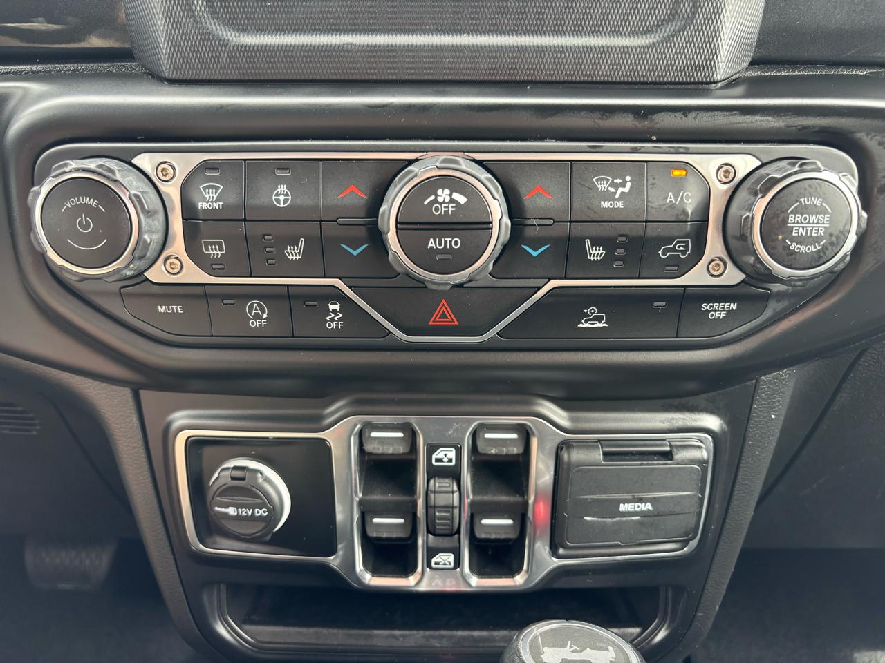 Jeep Wrangler Unlimited Sahara Altitude 4x4 2021