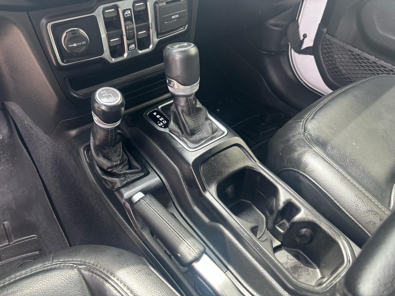 Jeep Wrangler Unlimited Sahara Altitude 4x4 2021