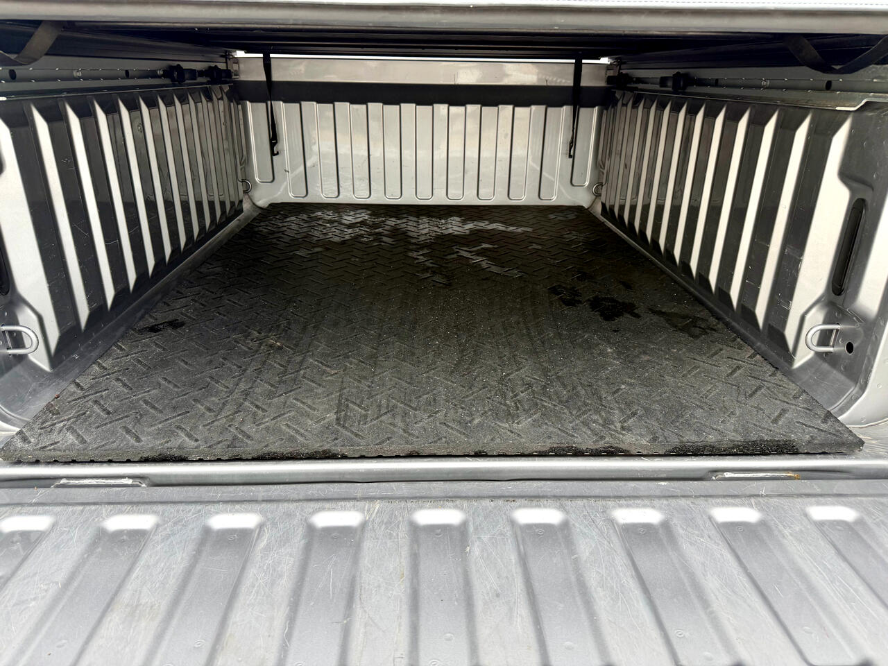 RAM 1500 Big Horn 4x4 Crew Cab 5'7" Box 2020