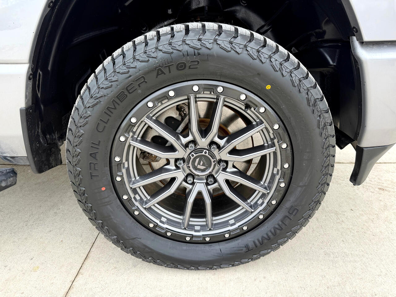 RAM 1500 Big Horn 4x4 Crew Cab 5'7" Box 2020