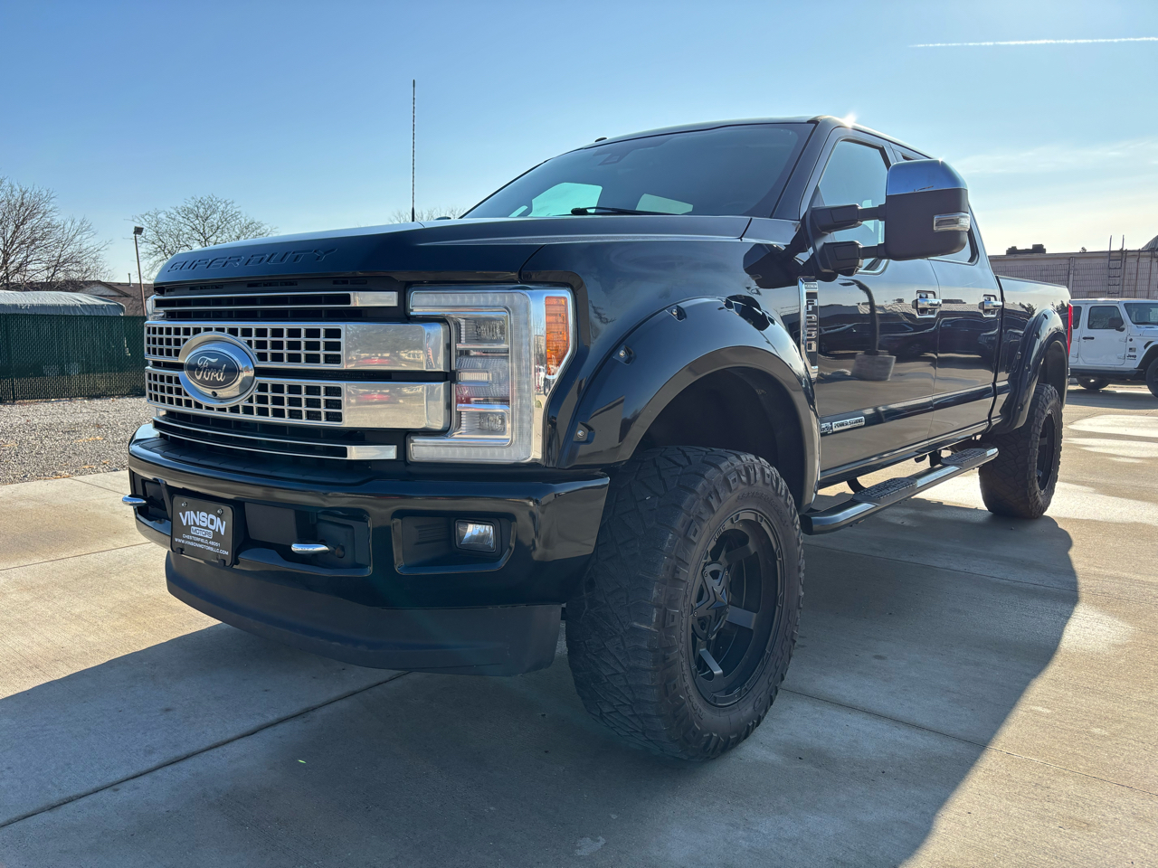 Ford Super Duty F-250 SRW Platinum 4WD Crew Cab 8' Box 2018