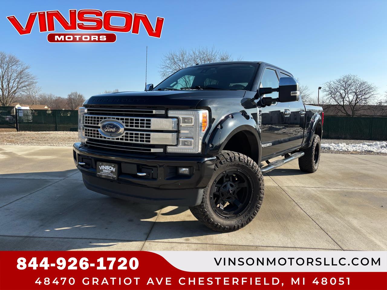 2018 Ford Super Duty F-250 SRW Platinum 4WD Crew Cab 8' Box