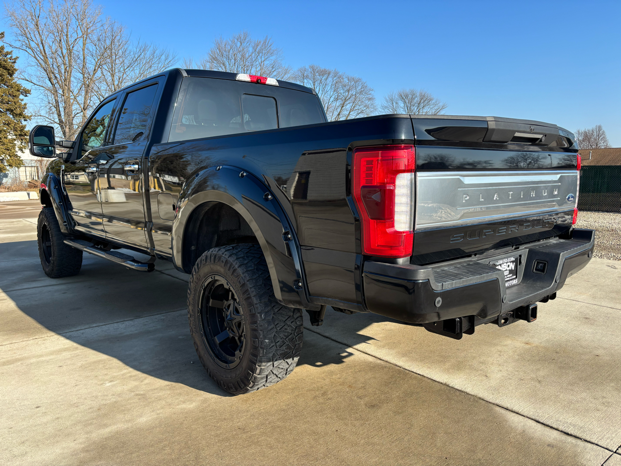 Ford Super Duty F-250 SRW Platinum 4WD Crew Cab 8' Box 2018