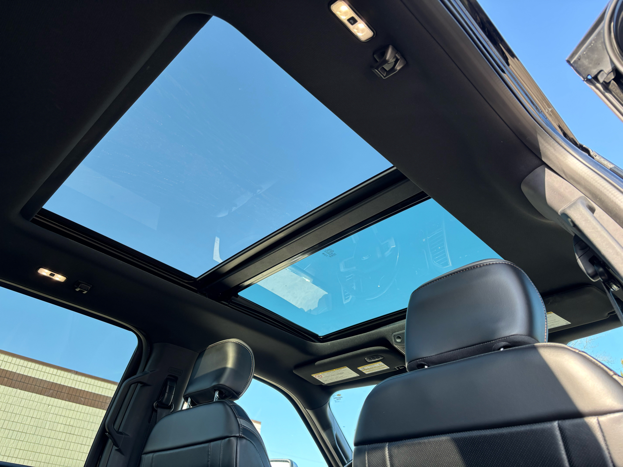 Ford Super Duty F-250 SRW Platinum 4WD Crew Cab 8' Box 2018