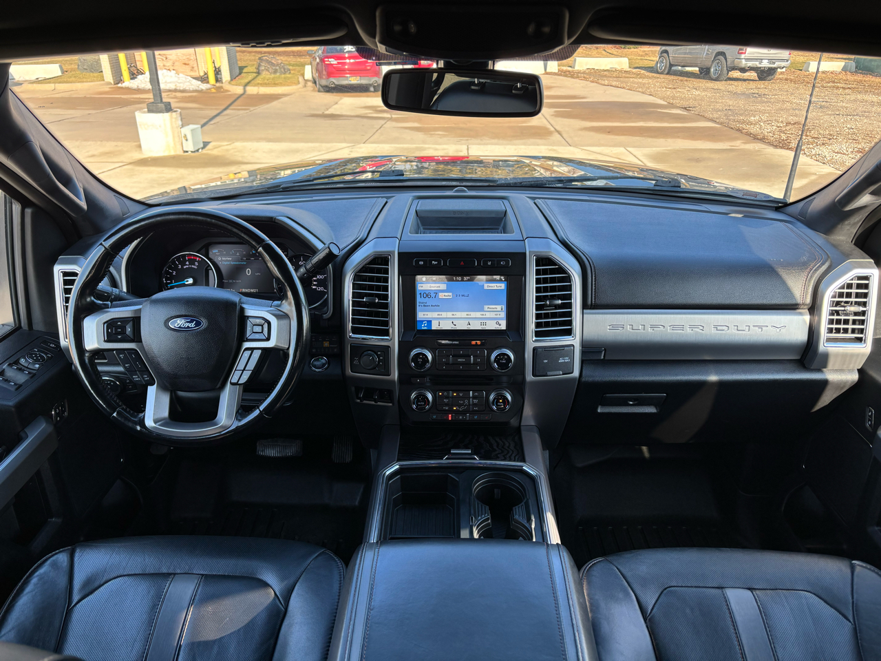 Ford Super Duty F-250 SRW Platinum 4WD Crew Cab 8' Box 2018
