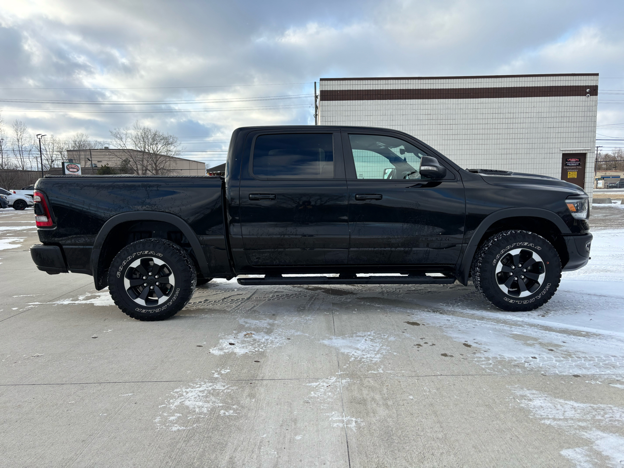 RAM 1500 Rebel 4x4 Crew Cab 5'7" Box 2022