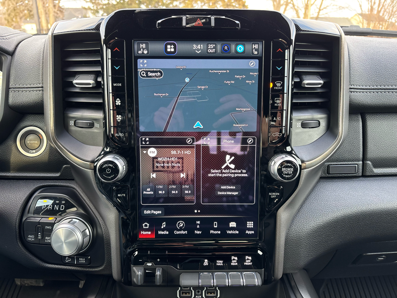 RAM 1500 Rebel 4x4 Crew Cab 5'7" Box 2022