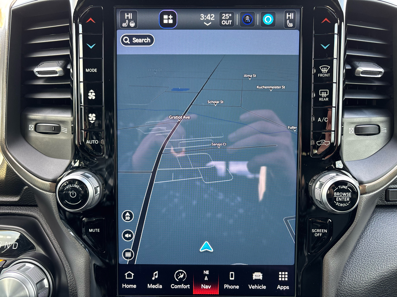 RAM 1500 Rebel 4x4 Crew Cab 5'7" Box 2022