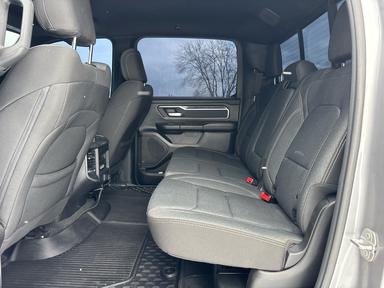 RAM 1500 Big Horn/Lone Star 4x4 Crew Cab 6'4" Box 2019
