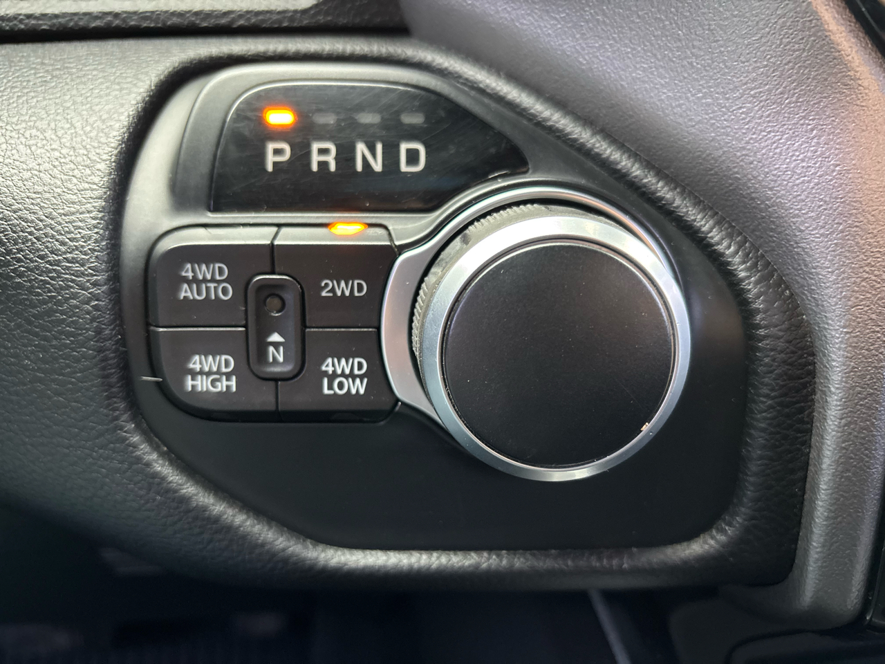 RAM 1500 Big Horn/Lone Star 4x4 Crew Cab 6'4" Box 2019