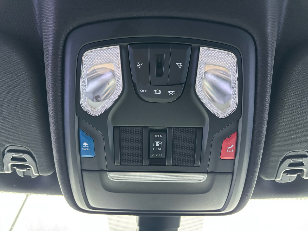 RAM 1500 Big Horn/Lone Star 4x4 Crew Cab 6'4" Box 2019