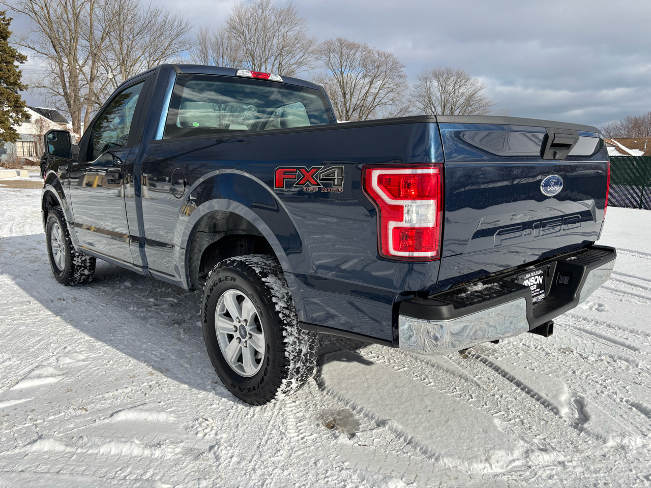 Ford F-150 XL 4WD Reg Cab 8' Box 2020