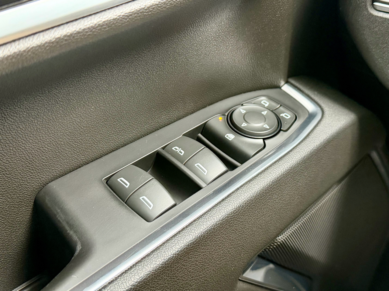 GMC Sierra 1500 4WD Double Cab 147" SLE 2022