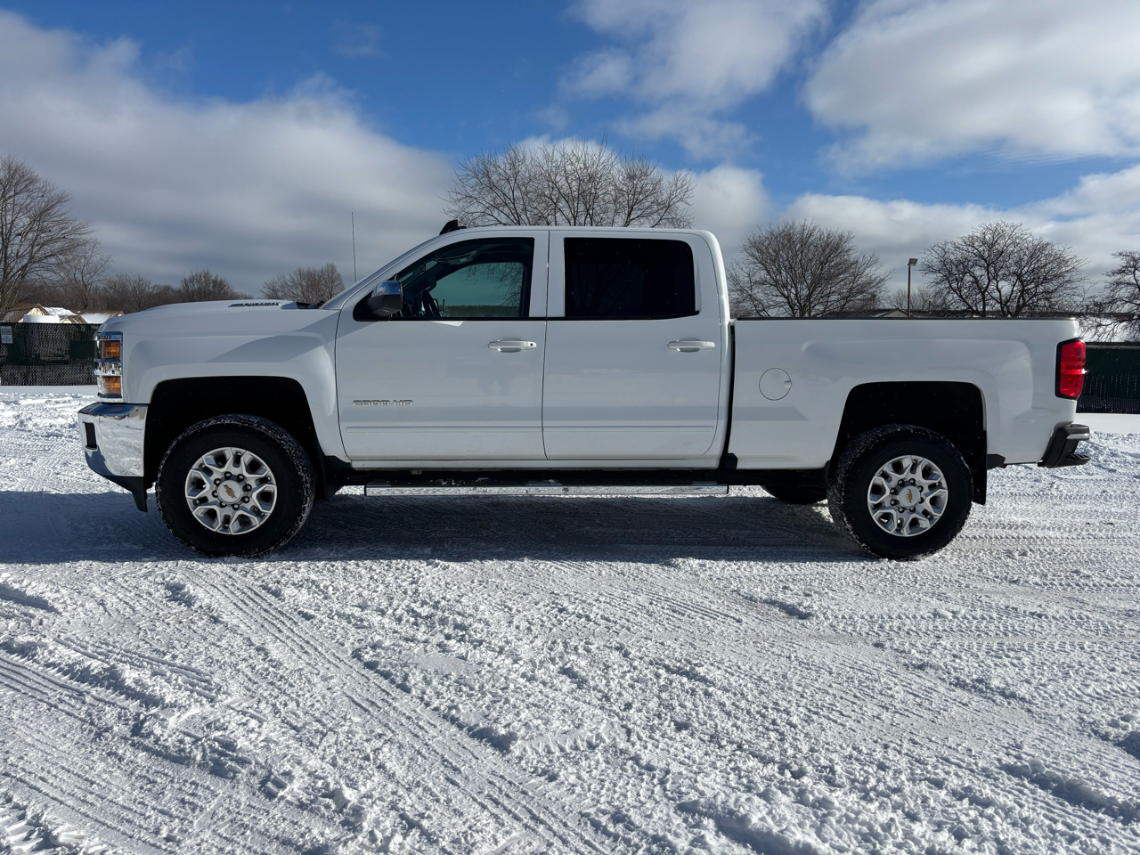 Chevrolet Silverado 2500HD 4WD Crew Cab 153.7" LT 2018