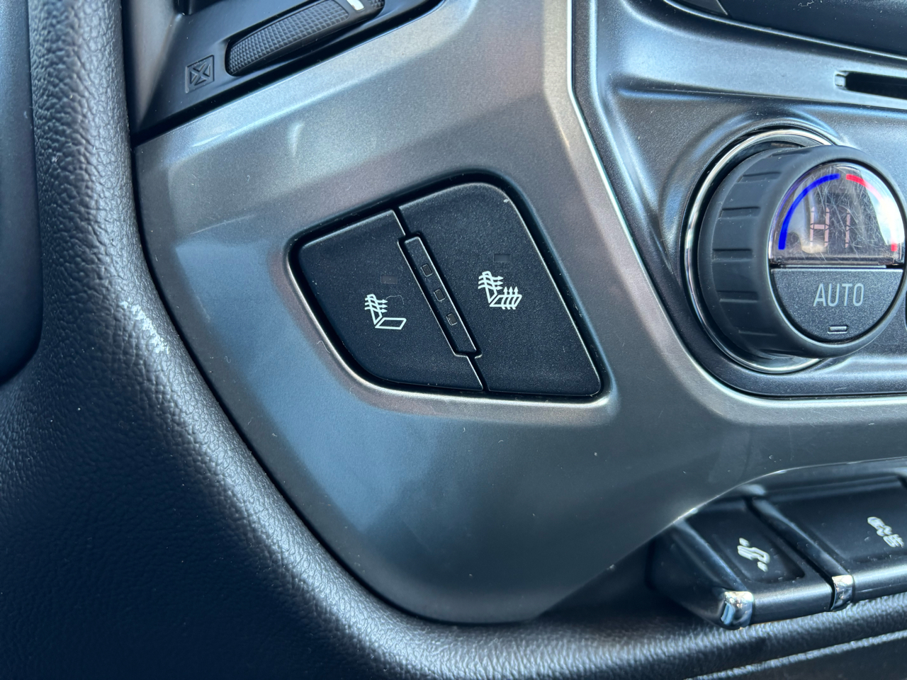 Chevrolet Silverado 2500HD 4WD Crew Cab 153.7" LT 2018