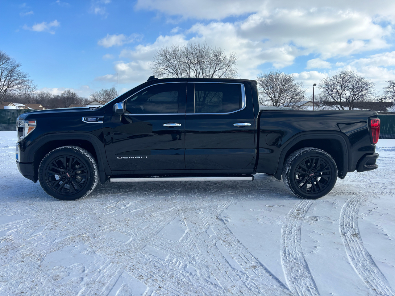 GMC Sierra 1500 4WD Crew Cab 147" Denali 2020