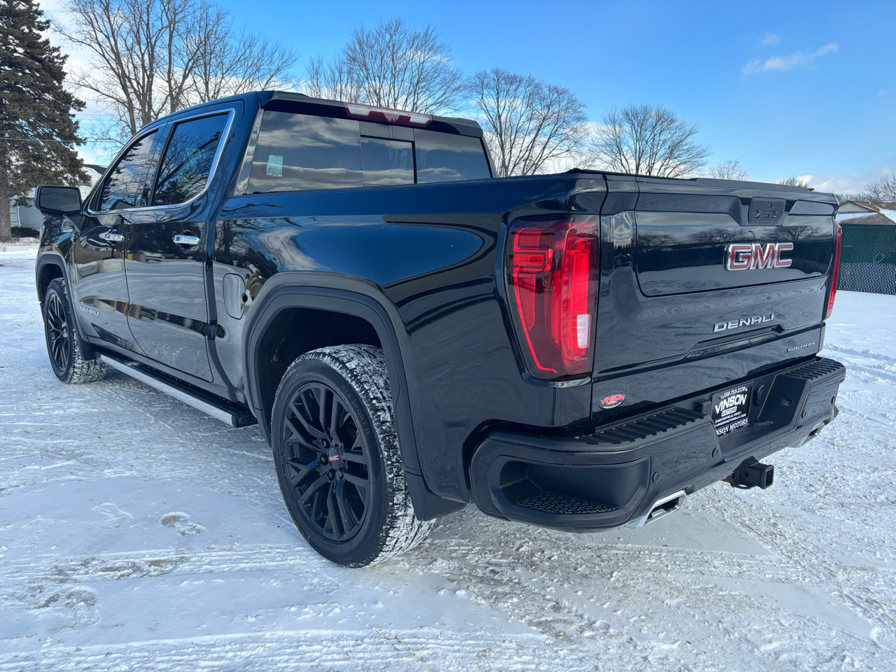 GMC Sierra 1500 4WD Crew Cab 147" Denali 2020