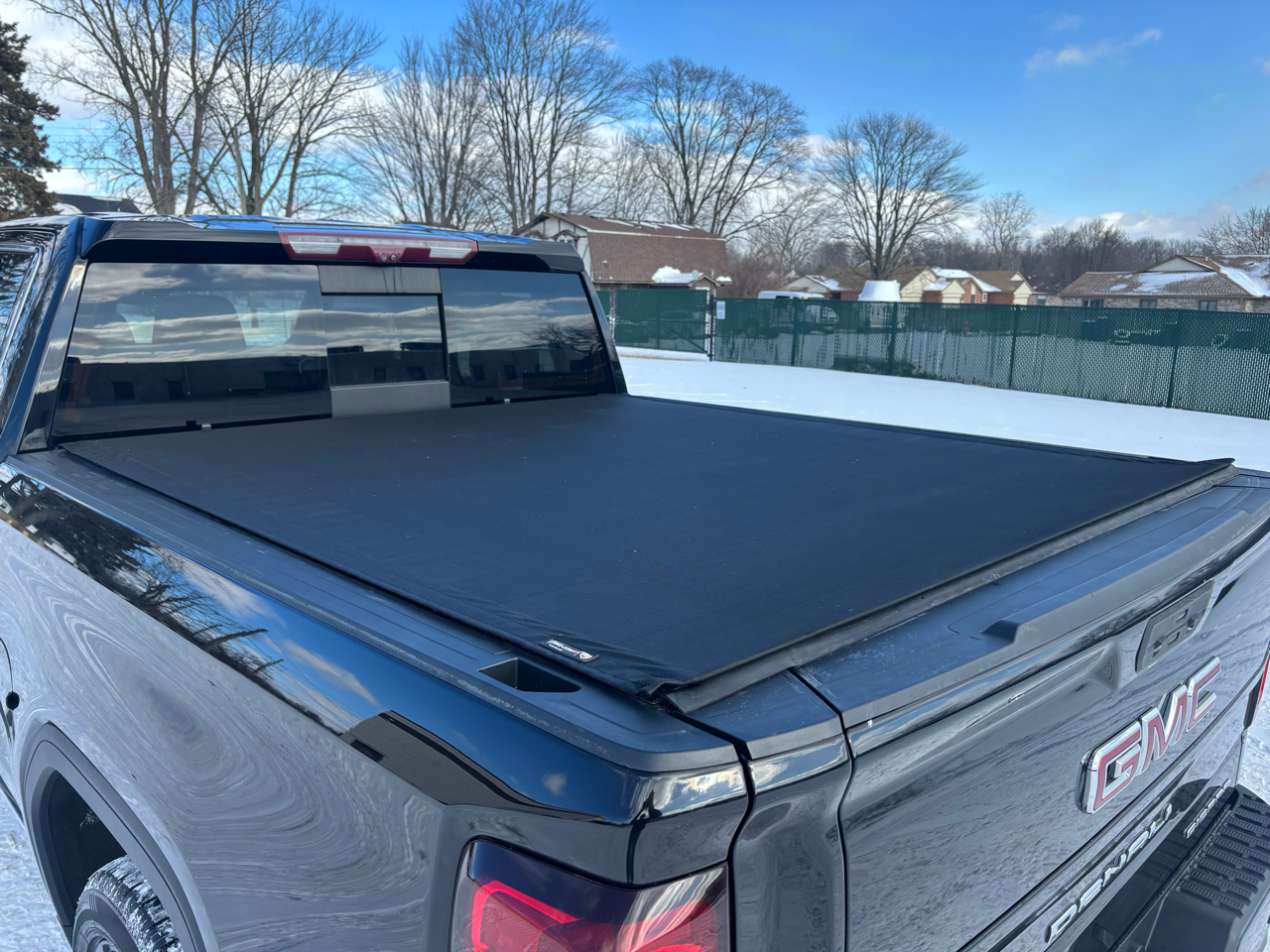 GMC Sierra 1500 4WD Crew Cab 147" Denali 2020