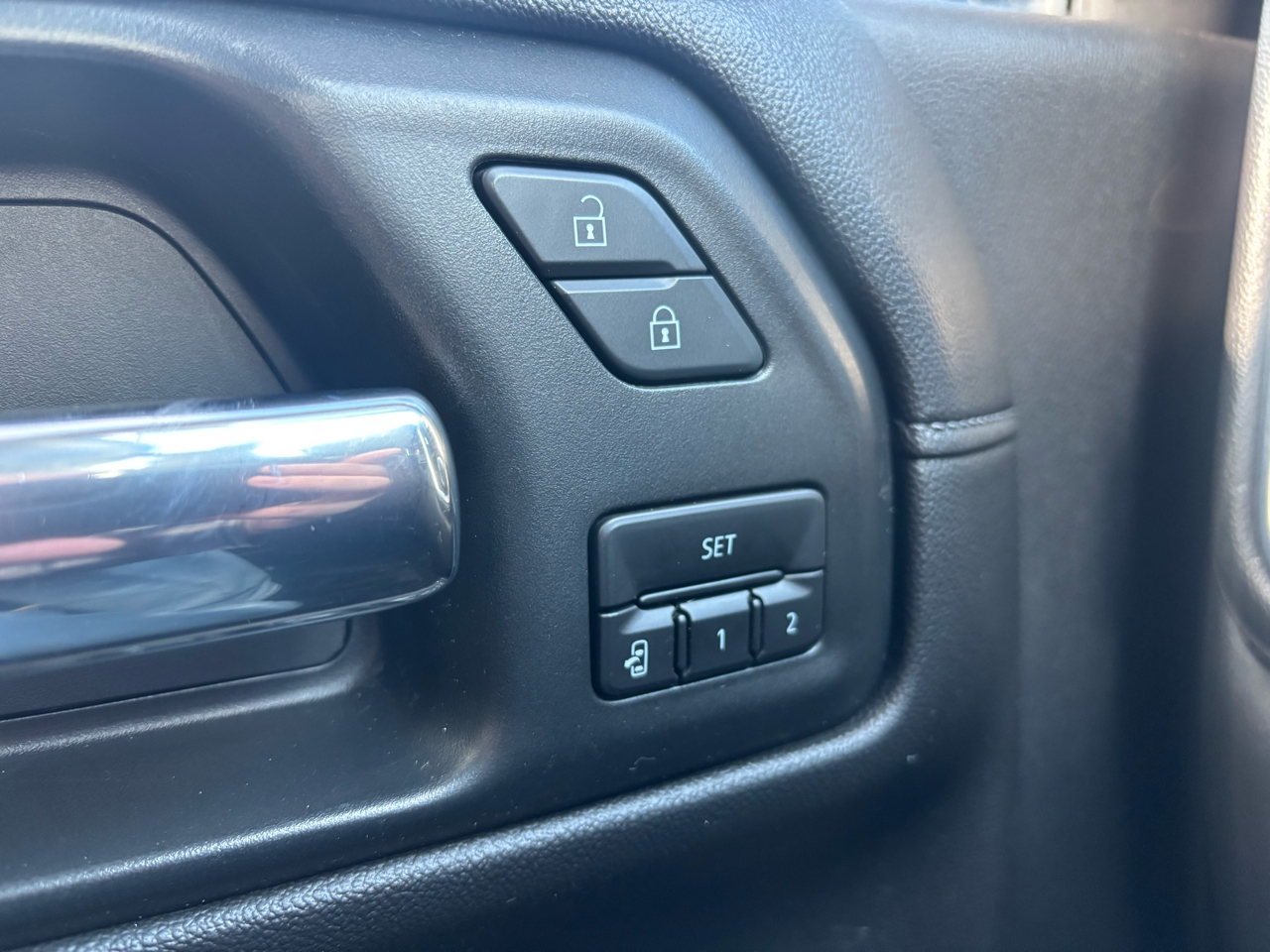 GMC Sierra 1500 4WD Crew Cab 147" Denali 2020