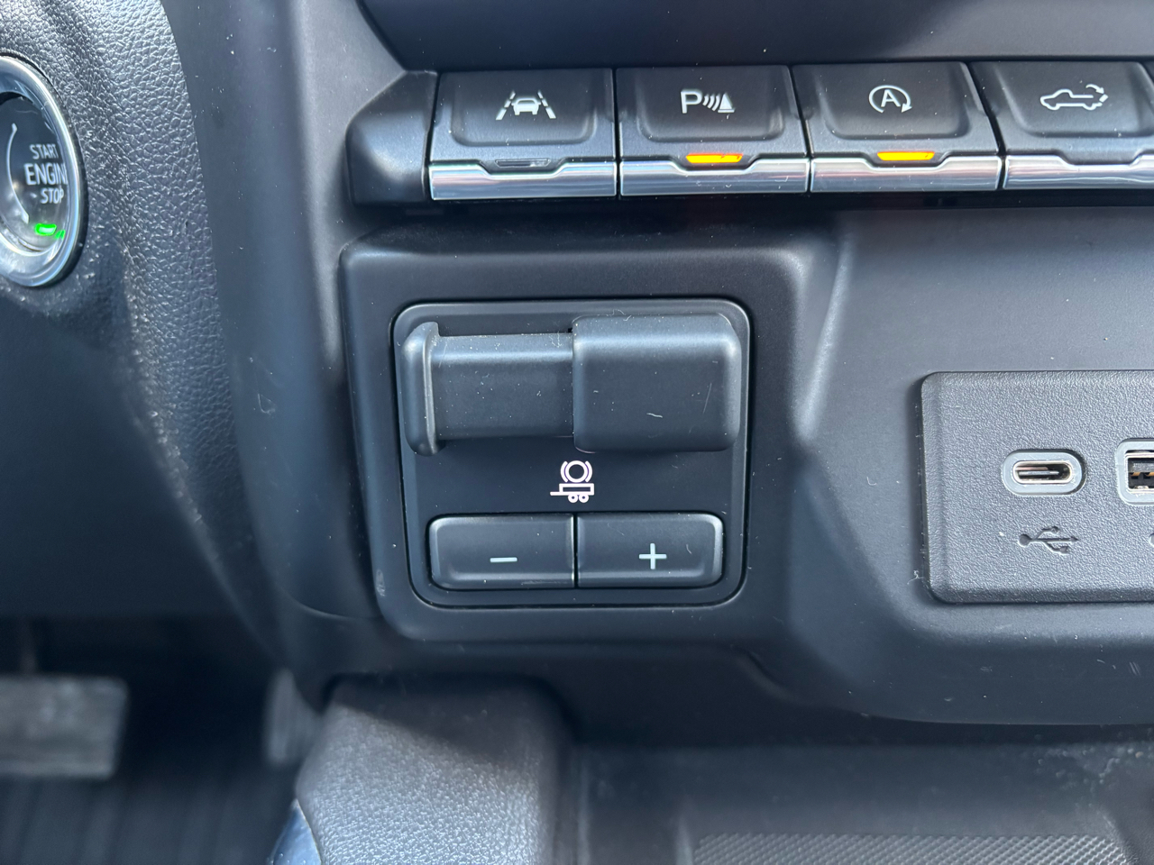 GMC Sierra 1500 4WD Crew Cab 147" Denali 2020