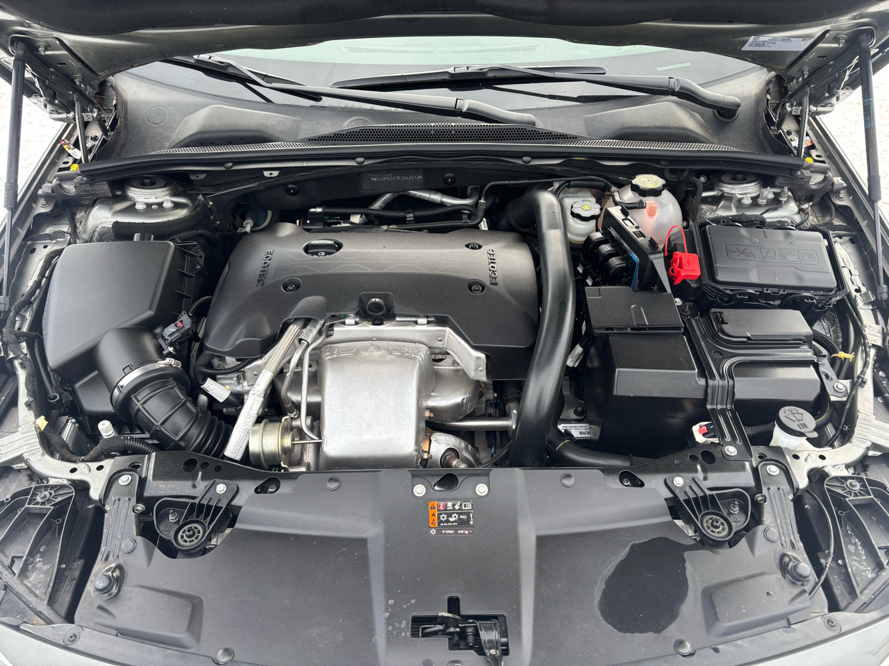 Buick Regal Sportback 4dr Sdn Essence FWD 2019