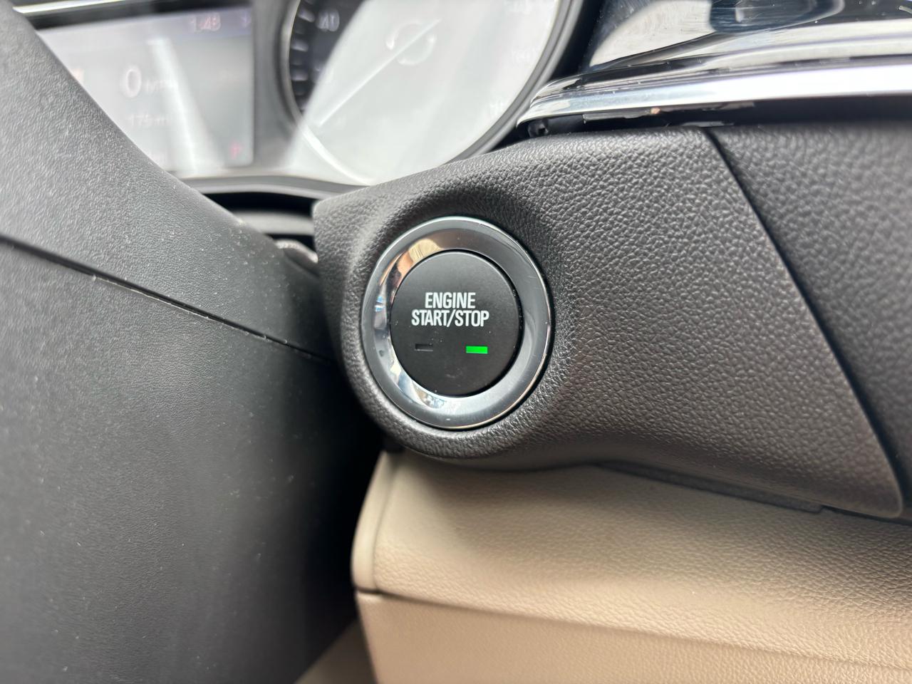 Buick Regal Sportback 4dr Sdn Essence FWD 2019