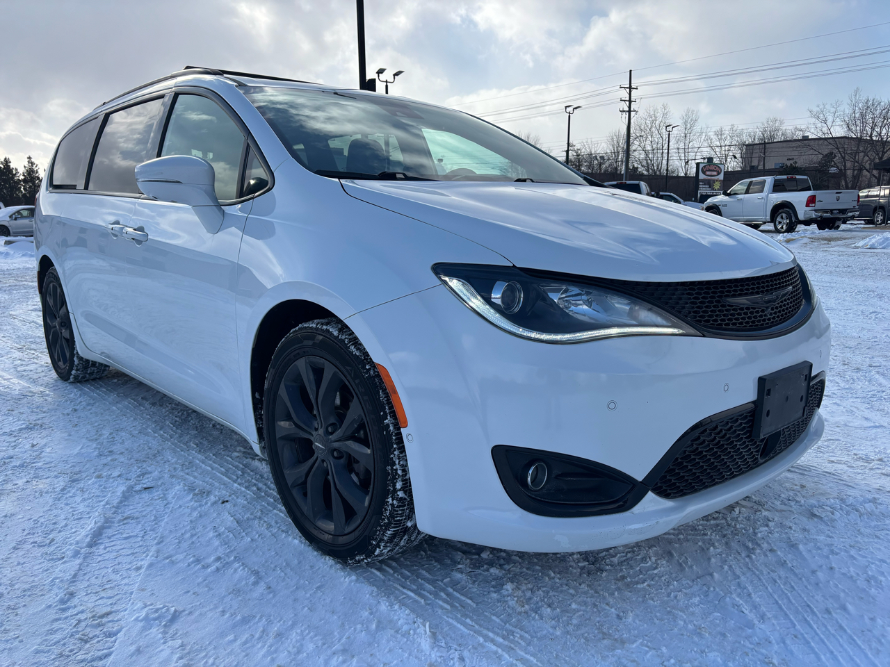 Chrysler Pacifica  2019