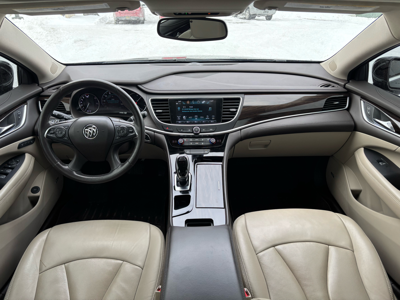 Buick LaCrosse 4dr Sdn Essence AWD 2019