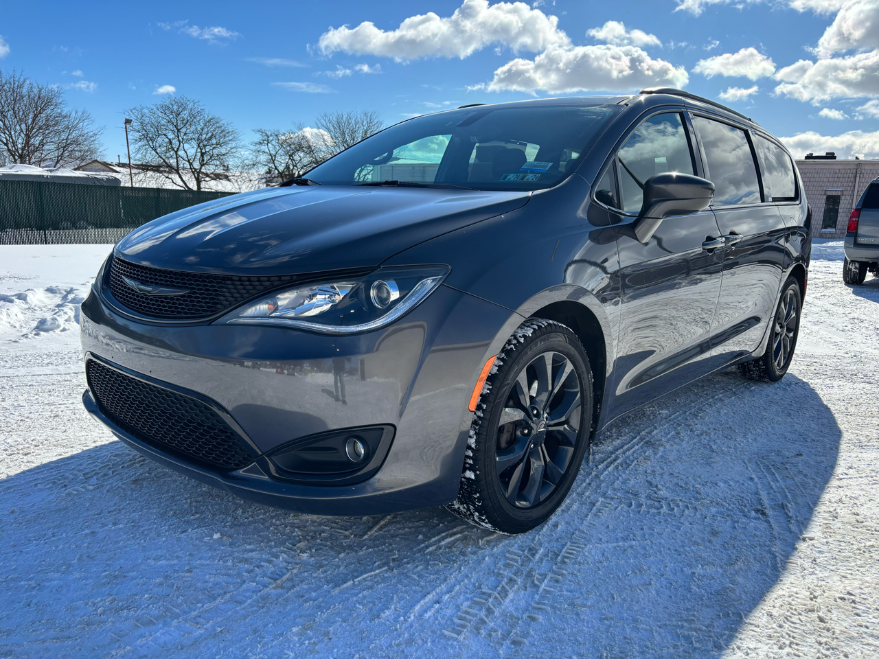 Chrysler Pacifica  2018