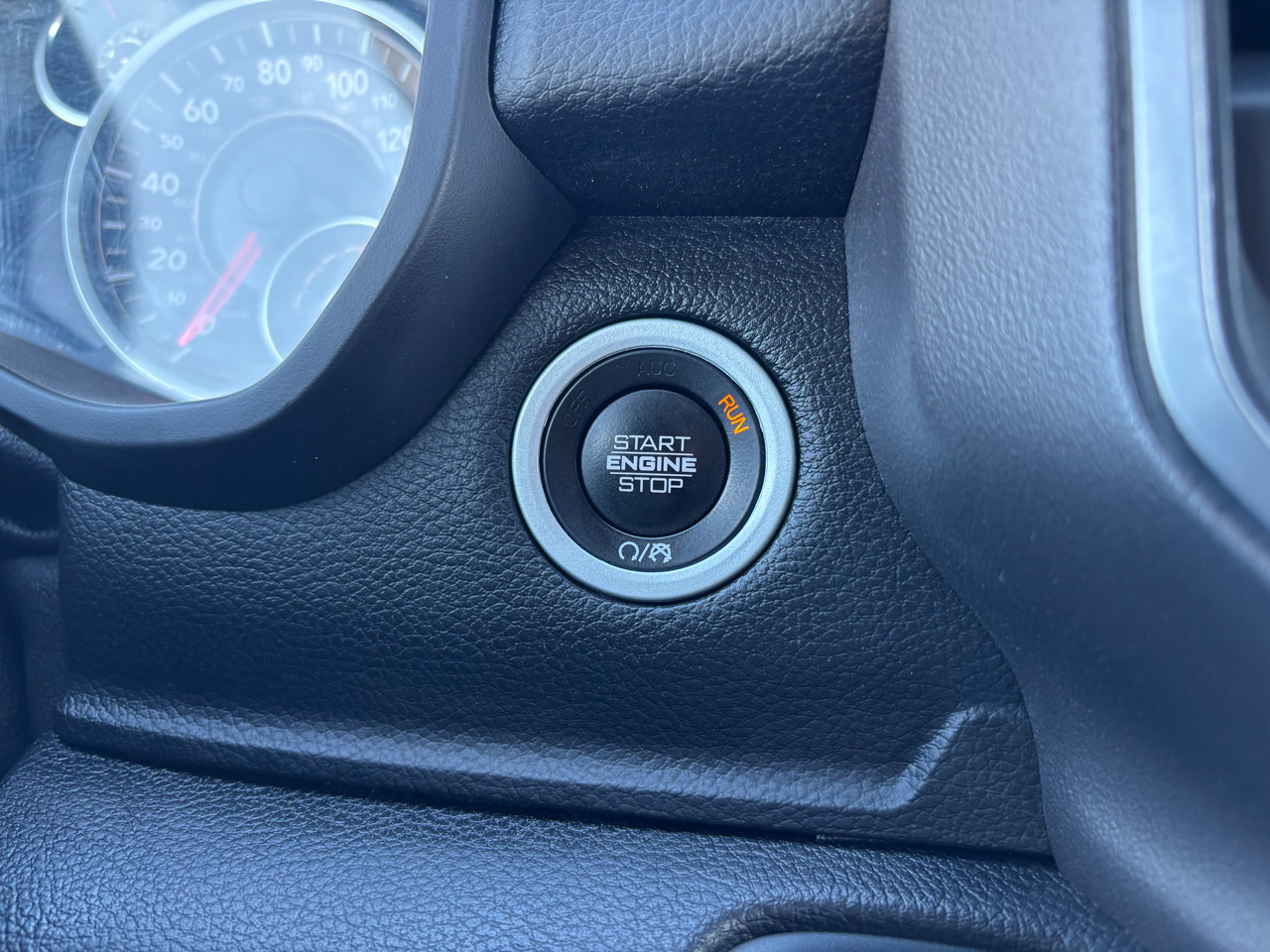 RAM 1500 Big Horn/Lone Star 4x4 Crew Cab 5'7" Box 2019