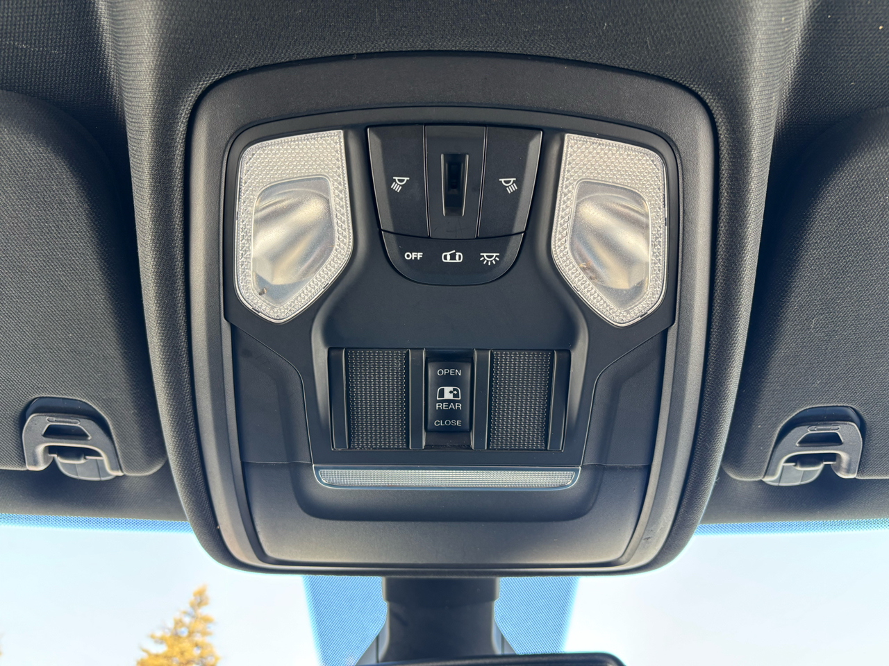 RAM 1500 Big Horn/Lone Star 4x4 Crew Cab 5'7" Box 2019