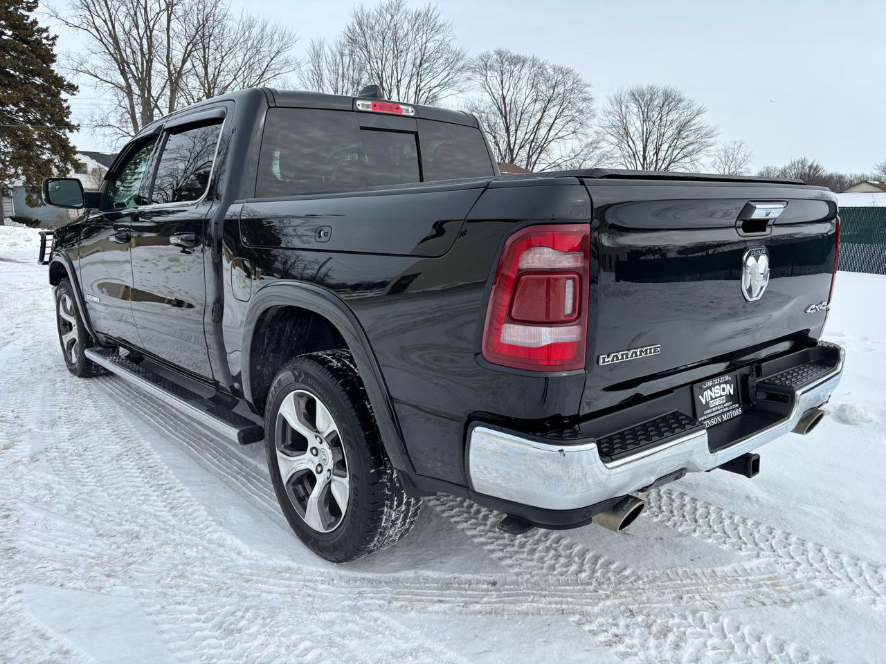 RAM 1500 Laramie 4x4 Crew Cab 5'7" Box 2019