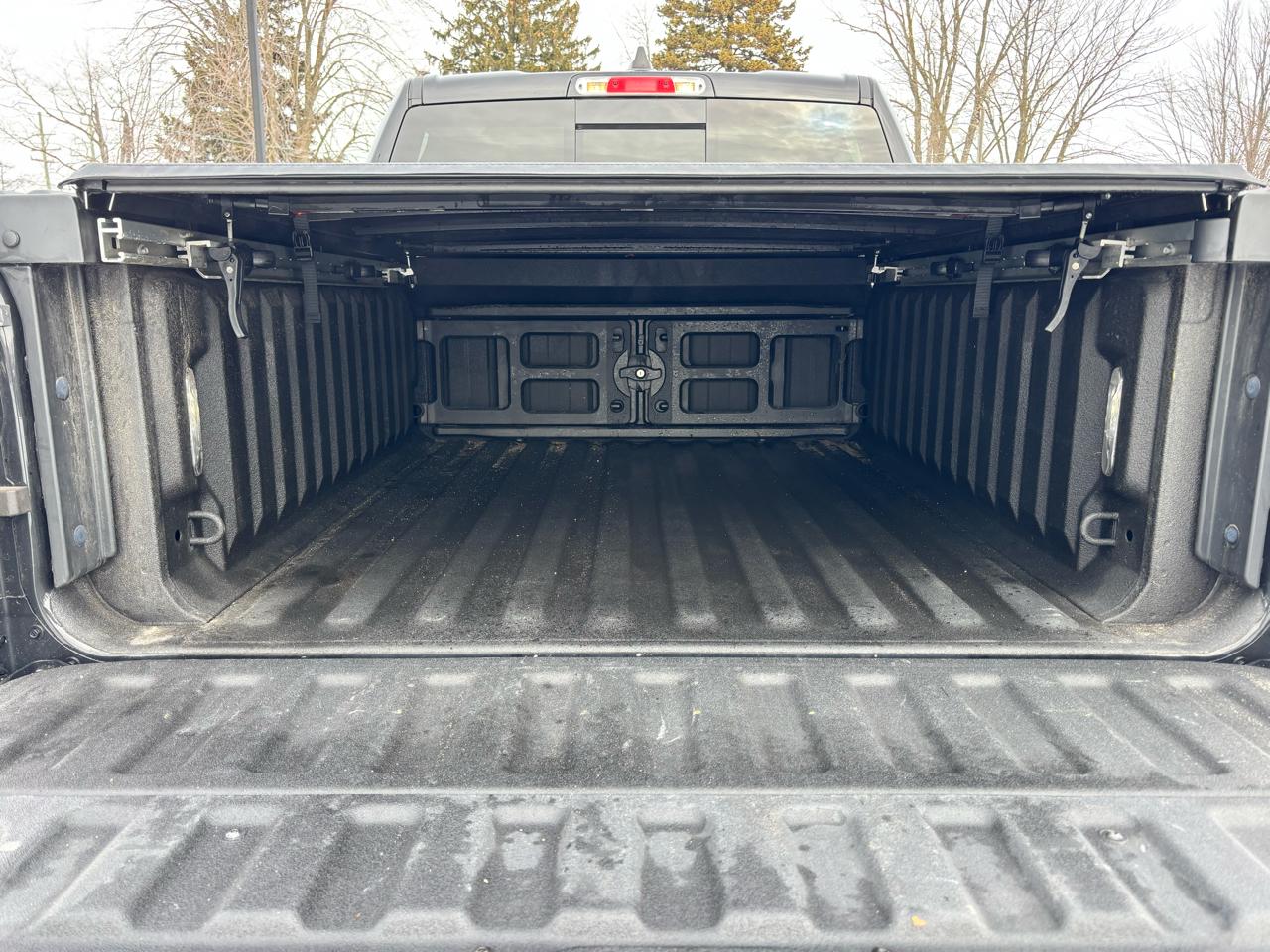 RAM 1500 Laramie 4x4 Crew Cab 5'7" Box 2019